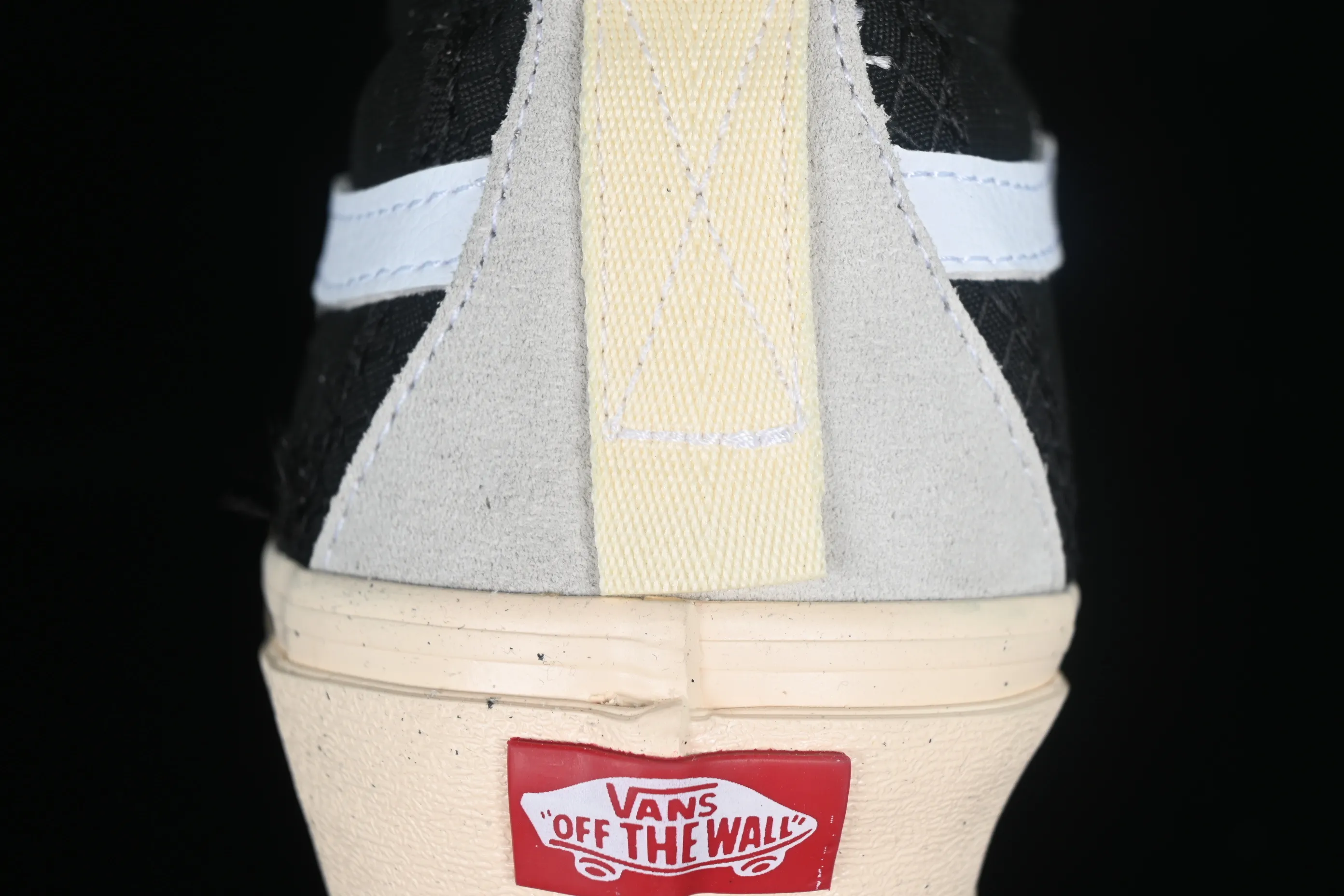 All categories Vans Vans series Vans Mid Vans China A.B.C x Vans Sk8-Hi Ext Vans joint high-top casual sneakers VN000BW6BZW